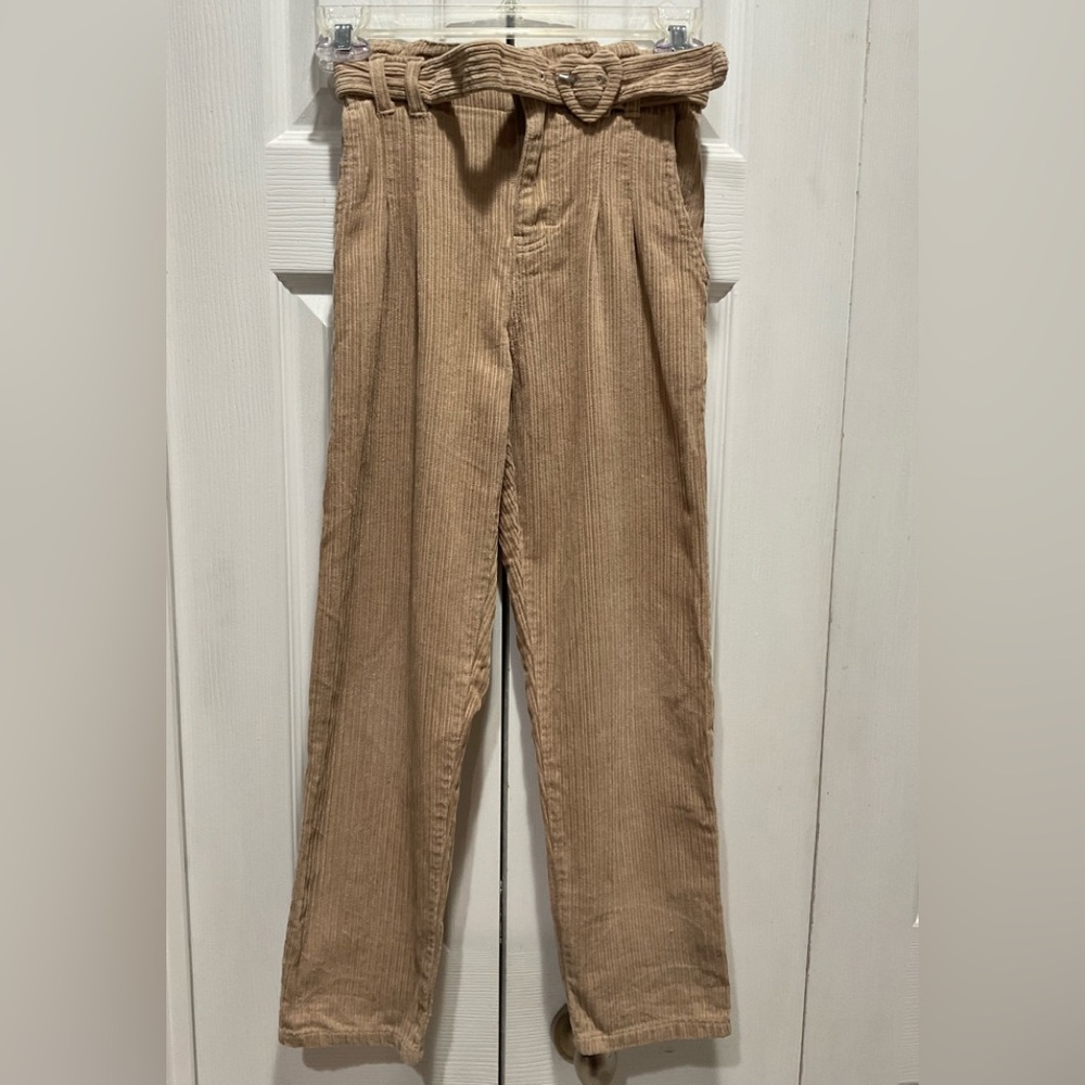 🍏Mayoral Girl’s 100% Cotton Tan Belted Pocketed Velvet Pants, 9 (134cm)